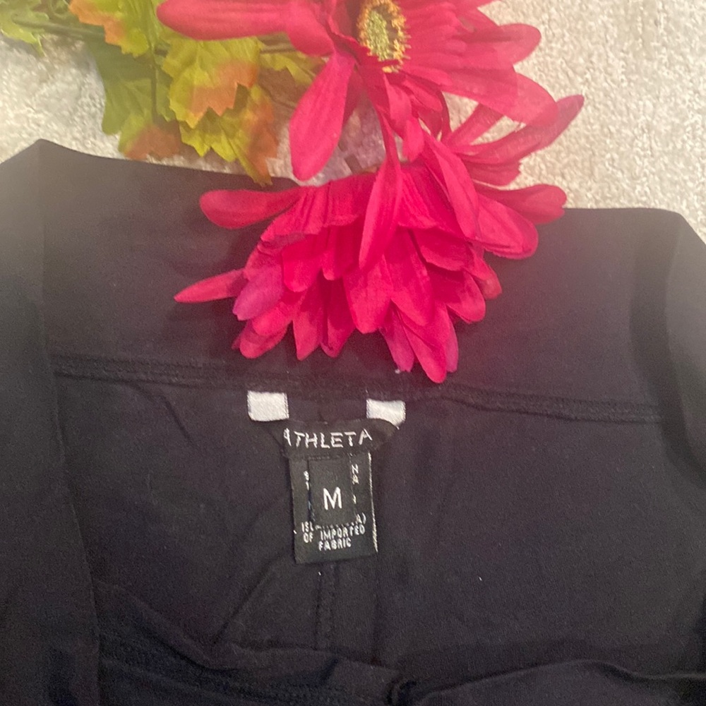 Athleta yoga pants
